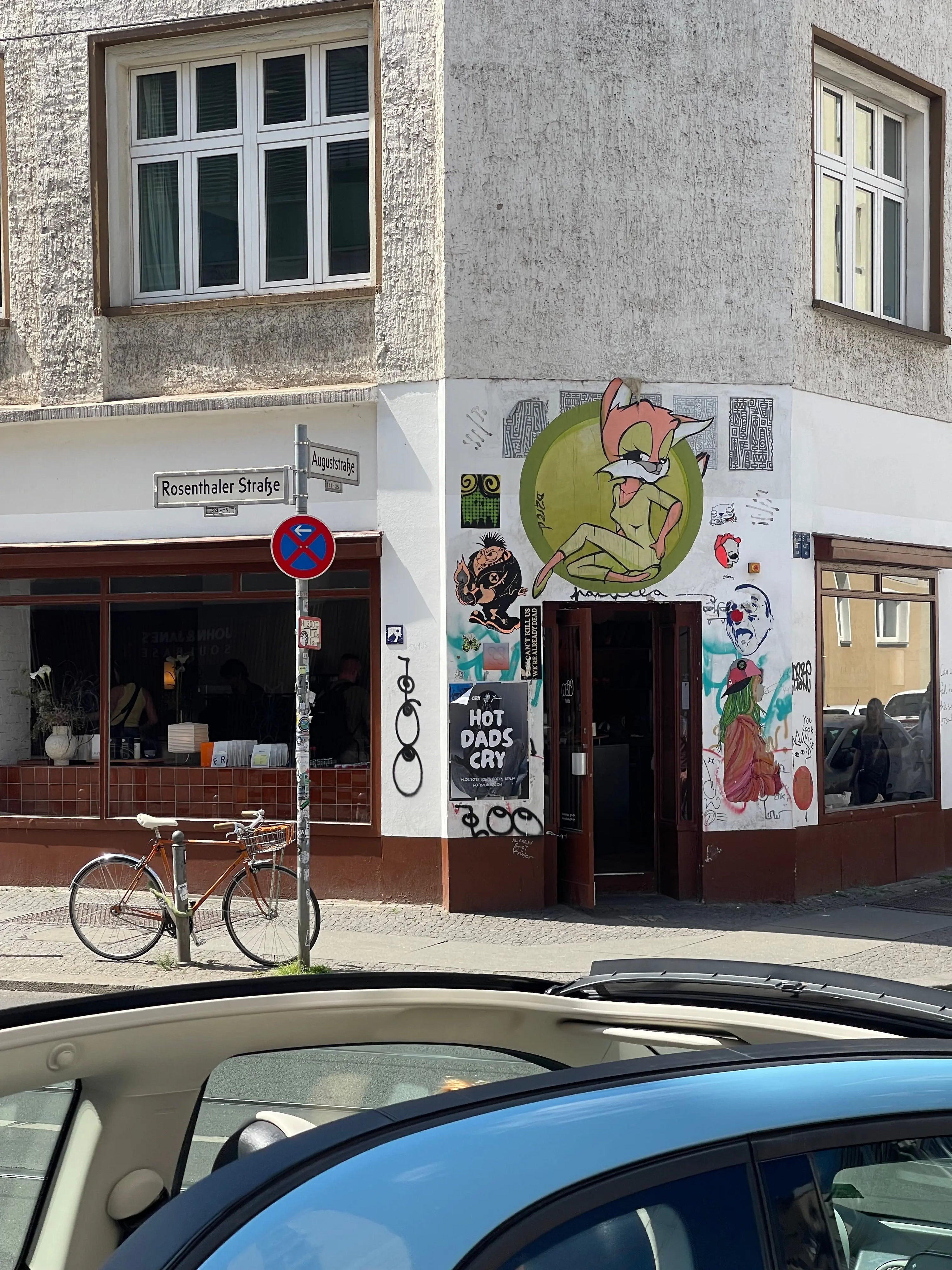 BOUCHE-IM-ACID-CAFÉ-EINE-SÜSSE-SAISON-EINE-LANGE-FREUNDSCHAFT BOUCHE • KOMBUCHA